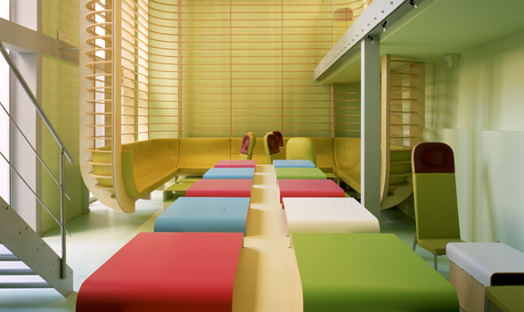 Découvrez les concepts de chambre design du HI hotel à Nice.